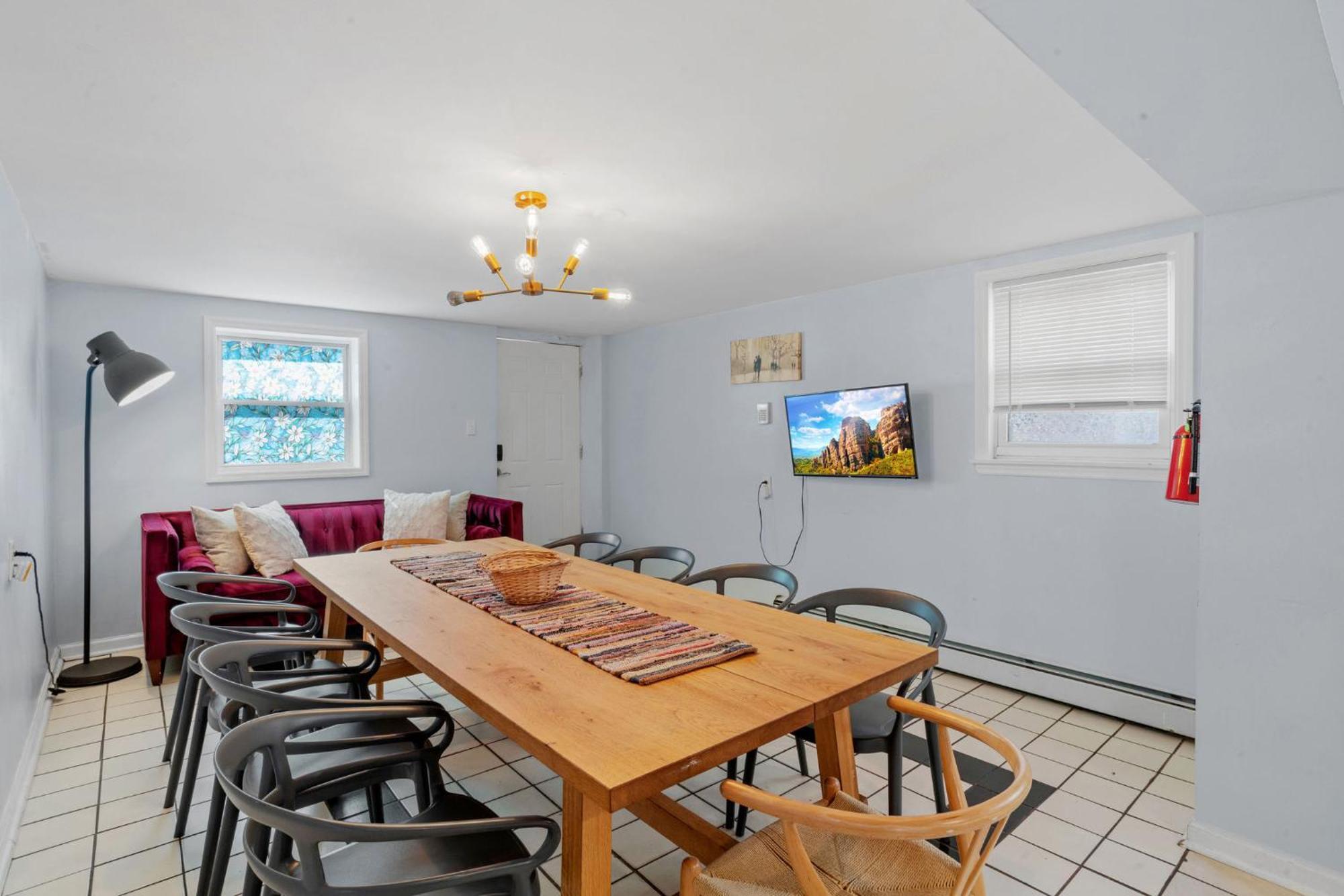 9 Bedroom, 14 Beds House Great For Big Groups Near Boardwalk, Tropicana Atlantic City Exterior photo